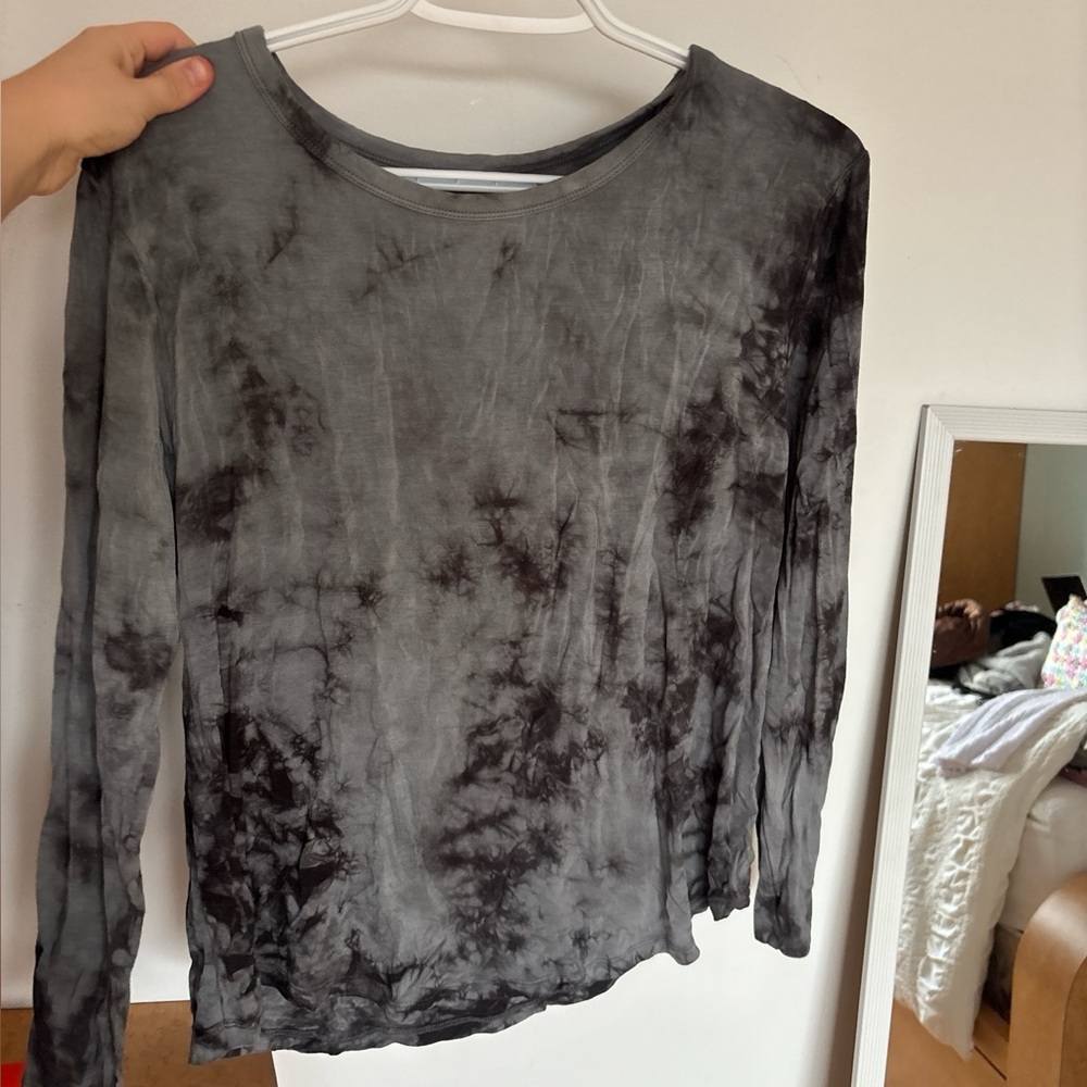 American Eagle Outfitters Black and Gray Tie-Dye Long Sleeve Top